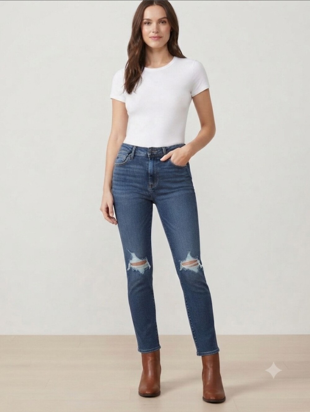 Good American Good Legs Eco High-Rise Distressed Slim Straight Jeans 4 / 27